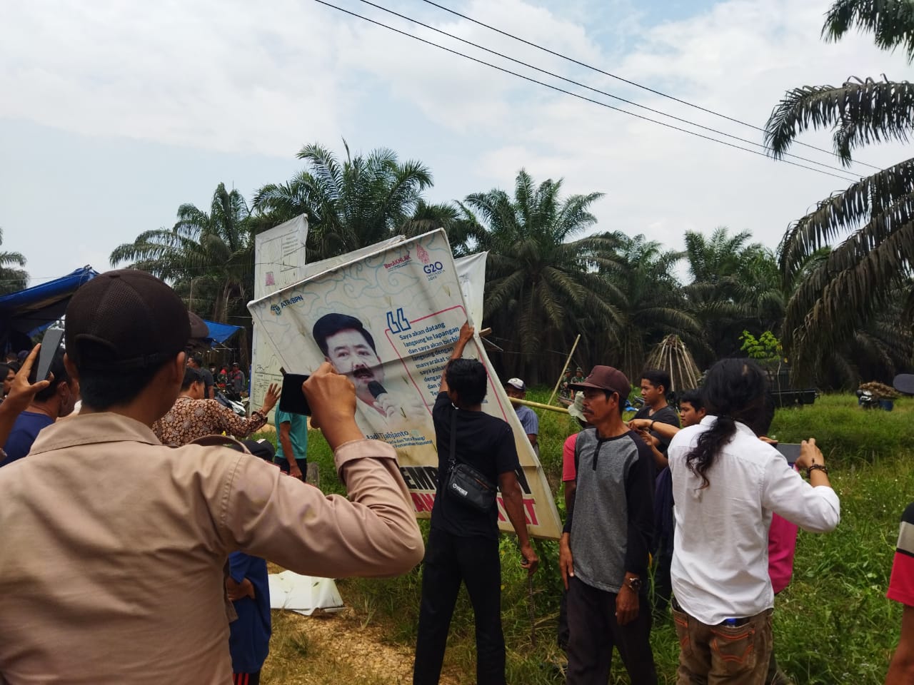 Warga Teluk Raya dan PT FPIL Sepakat Berdamai