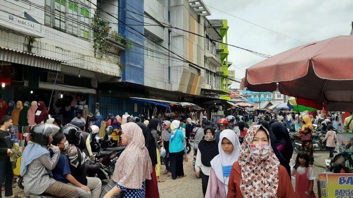 Lahan Parkir Dijadikan Lapak Liar di Jl Wahidin Kelurahan Orang Kayo Hitam, Kec Pasar Kota Jambi